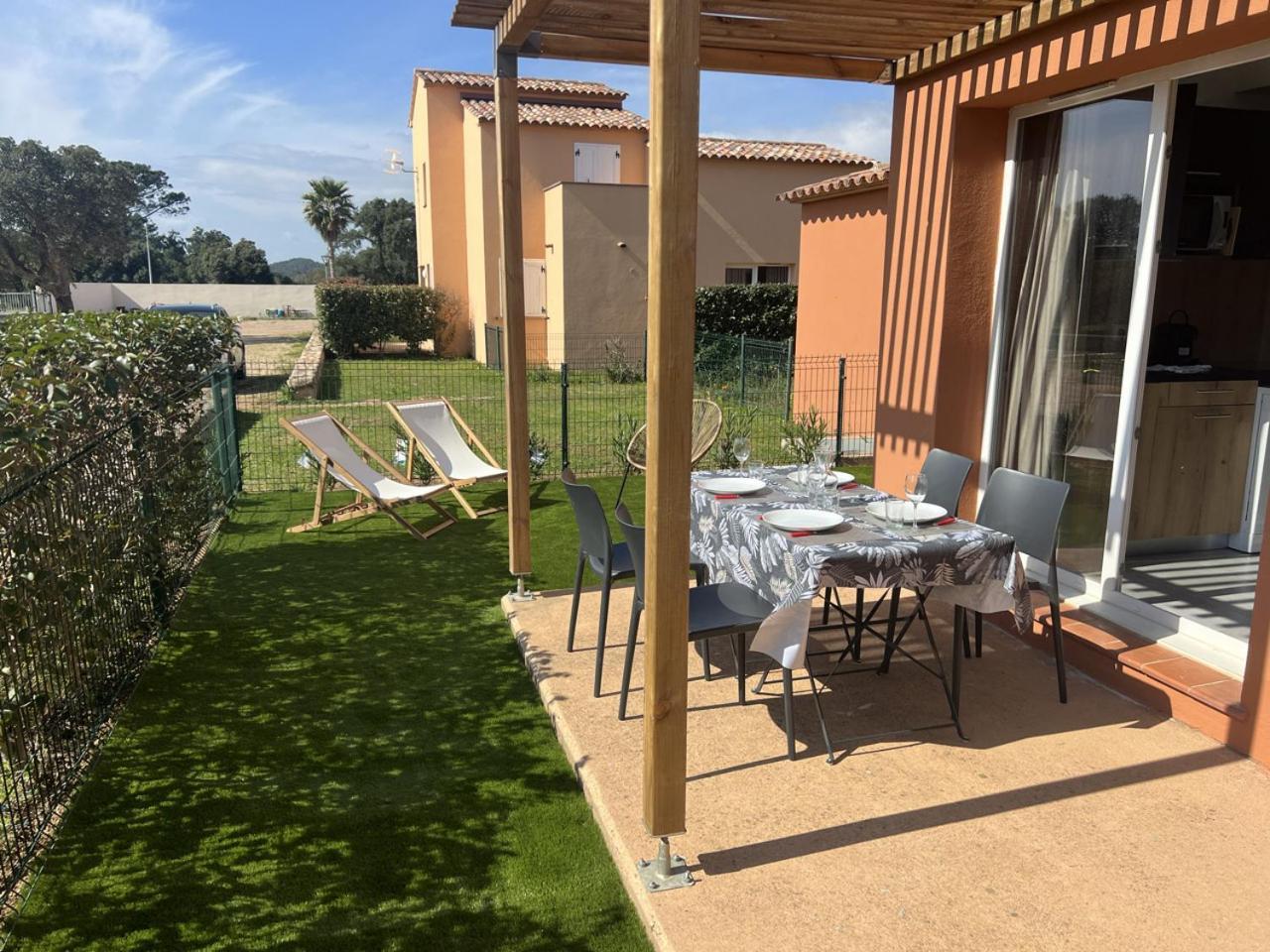 Mini Villa 4-6 Pers. Les Hameaux De Saint Cyprien Lecci Εξωτερικό φωτογραφία